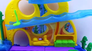 Pinypon Nickelodeon Bubble Guppies Swim School Playset & Peppa Pig, Escuela de Natación toy set