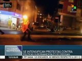 Manifestantes turcos chocan con la policía