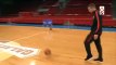 Podolski ‪#‎NBA‬ yıldızı Dirk Nowitzki'ye meydan okudu. ‪#‎Galatasaray‬