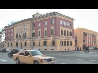 Report TV - "Spiunët" antikorrupsion qeveria  dorëzon projektligj për t'i mbrojtur