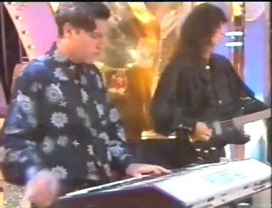 du schlägst wie ne bombe in mein leben