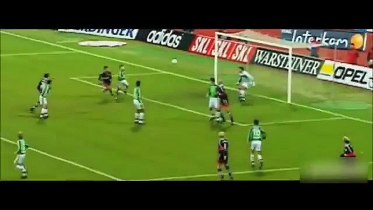 Top Funny Moments in Football / Top 10 Goals Celebrations