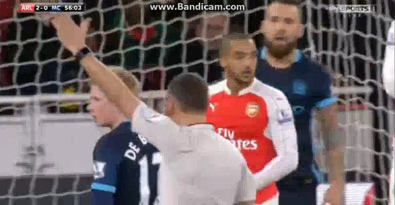 Oliver Giroud Asks For Pennalty Arsenal 2-0 Manchester CIty 21-12-2015