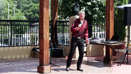 Colin Paul sings 'Old Friend' Elvis Week 2010