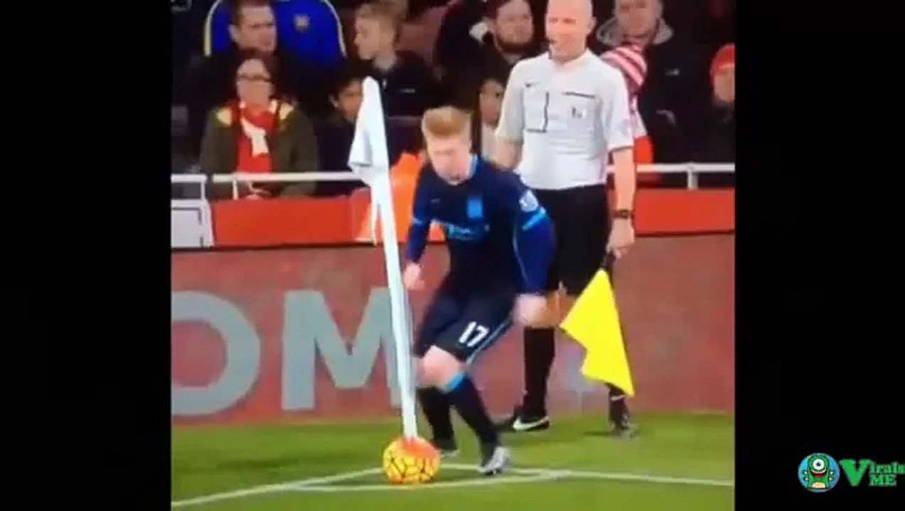 Kevin De Bruyne Epic Fail While Taking Corner Kick!