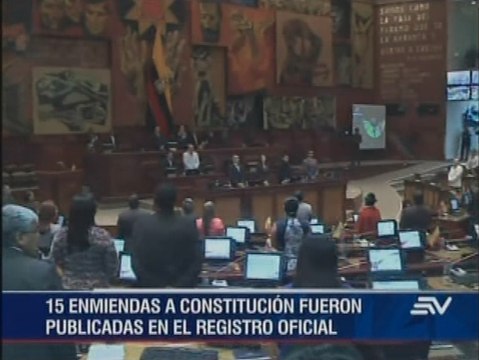 Enmiendas constitucionales se publican en el Registro Oficial