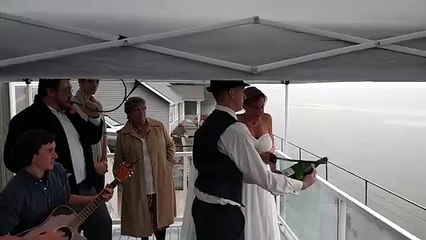 Champagne Saber Fail