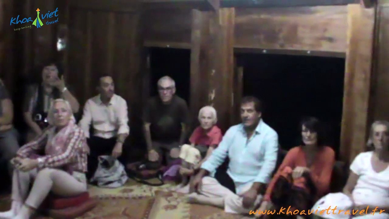 Découverte des danses quotidiennes  de l'ethnie de Thai  à Mai Chau, Voyage au Vietnam