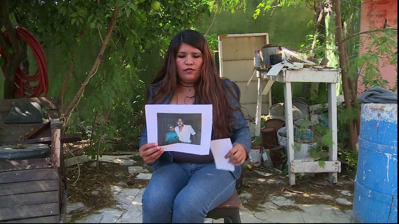 Mit Blaulicht-Eskorte auf der Landstraße des Todes