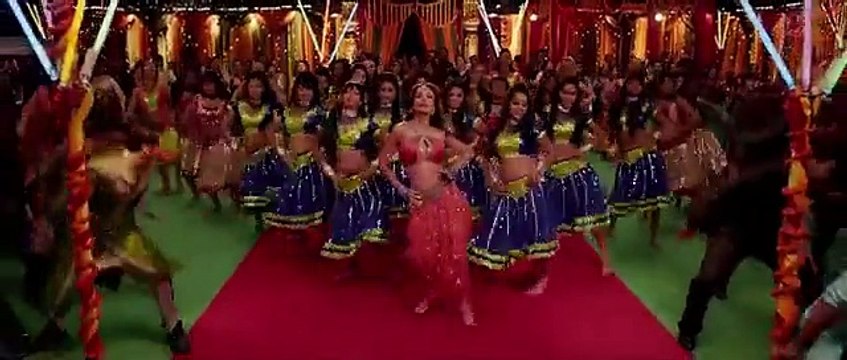 Fashion Khatam Mujhpe - Dolly Ki Doli - Video Hindi Song