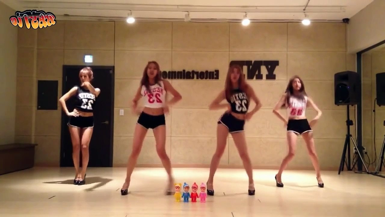 BESTie 베스티 Hot Baby 핫 베이비 (Dance Practice Mirrored) [Kpop 60fps]