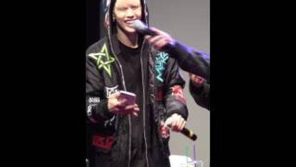 [fancam] 151216 신촌 팬싸 GOT7 고백송 파트바꿔 부르기 마크(MARK) focus