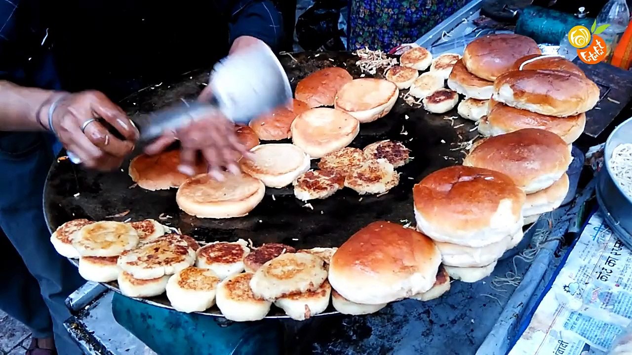 Cholle Burger - Indian Street Food  Spicy Food  Popular Indian Food Fatafat