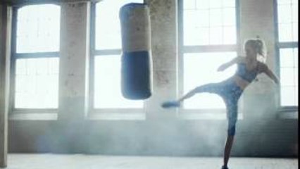 Victoria’s Secret Sport Holiday 2015 TV Commercial