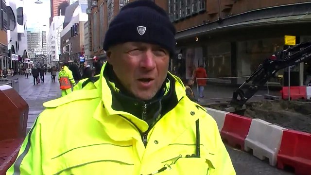 Самое весёлое фото на память из Гааги!