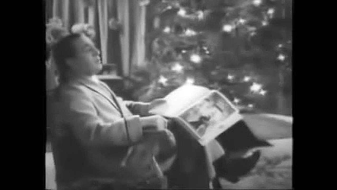 Tino Rossi chante Petit Papa Noël - Version originale de 1946