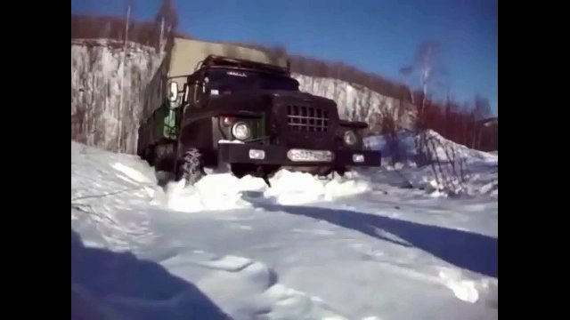 Экстремальные Дальнобойщики севера Extreme Truckers North