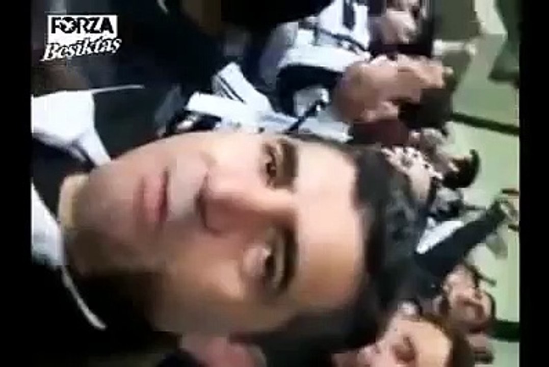 Beşiktaşlı Olmak Yeter - Sarı Emrah Davul Show
