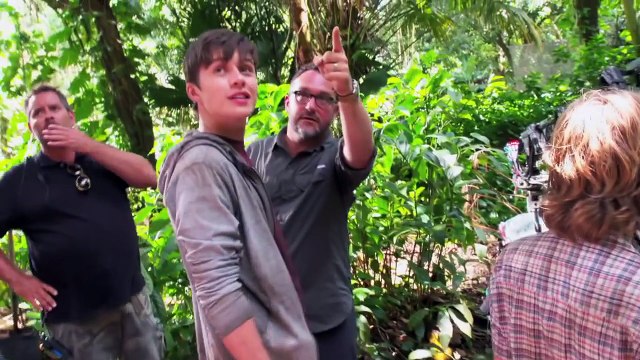 JURASSIC WORLD B-Roll Footage - Behind The Scenes (2015) Chris Pratt Sci-Fi Movie HD