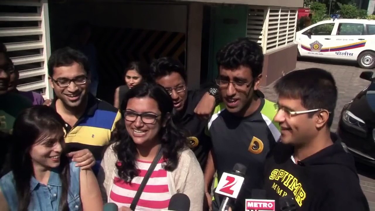 Dilwale Movie (2015) - Public Review - Kajol - Shah Rukh Khan - Varun Dhawan - Kriti