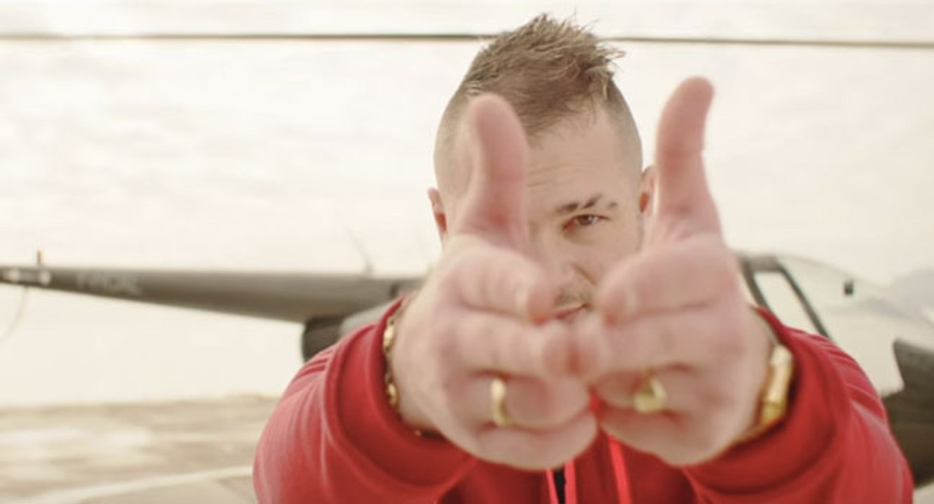 Un DJ humilie un fan de JUL !