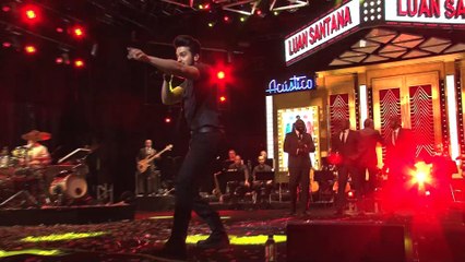 Luan Santana comenta o sucesso de sua irmã na web