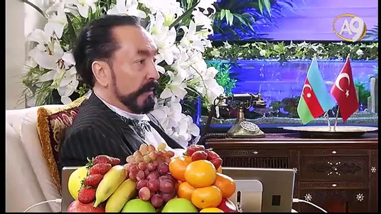 Bağnazlar gençlerin, kadınların özgür olduğu bir yaşamı tahayyül dahi edemiyor.