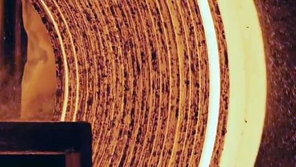 Red Bull'un desteklediği bisikletçiden çılgın sürüş!