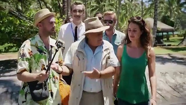 Babysitting 2 - Bande-Annonce Officielle [Au cinéma le 2 décembre 2015]