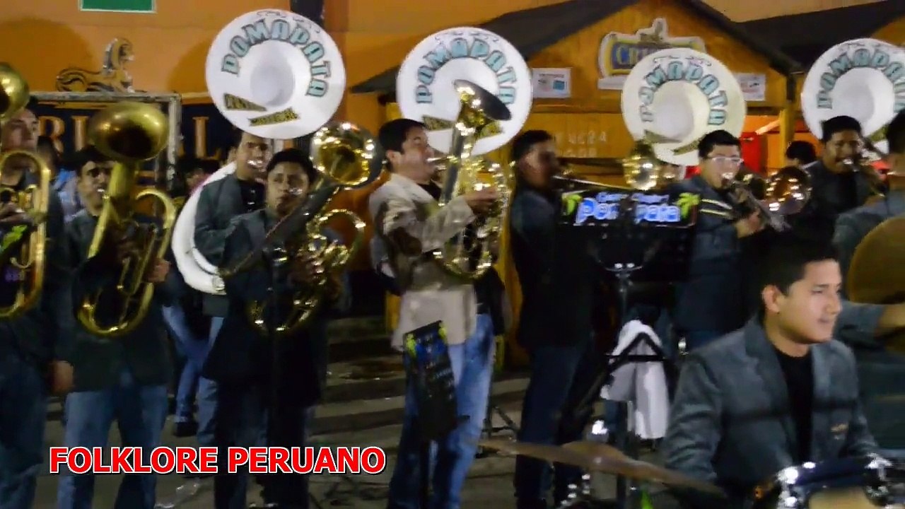 HUAYNOS  BAILABLES 2015 BANDA ORQUESTA CENTRO MUSICAL POMAPATA