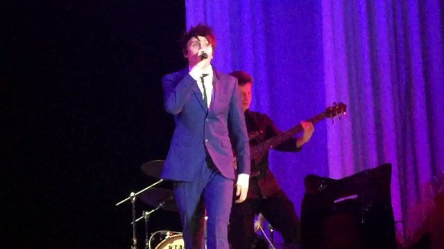 «Дай мне руку» А.Бон (Н.Новгород, 12.03.2015) (Lucky Cola)