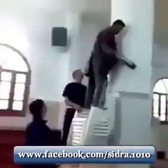 hahahha very funny must watch