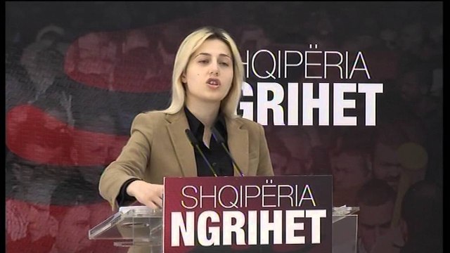 Publikon dokumente. PD: Rama ndan paratë e shtetit me miqtë e tij