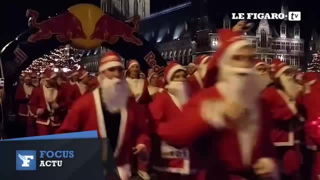 Belgique : une course de pères Noël à Ypres