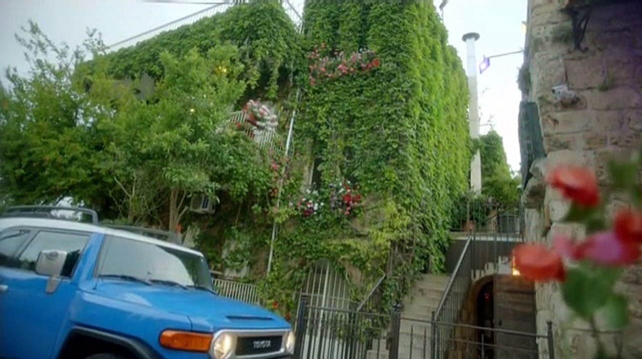 مسلسل قصة حب الحلقة 16 بطولة نادين الراسي و ماجد المصري و باسل خياط