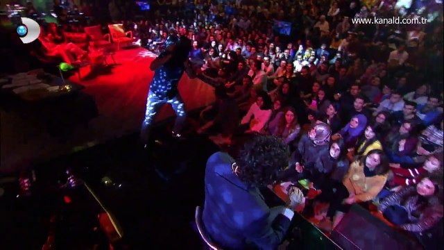 Buray Sen Sevda Mısın? (Beyaz Show Canlı Performans)