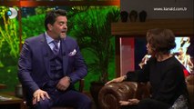 Beyaz Show Canlı Yayında Demet Akbağ ile Beyazla Göz Göze