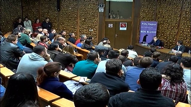 Ben Blushi: Albin Kurti sillet si martir, jo politikan- Ora News- Lajmi i fundit-