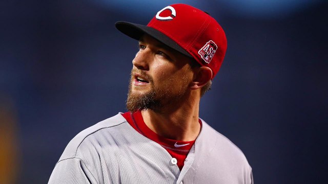 Cardinals add big arm to rotation