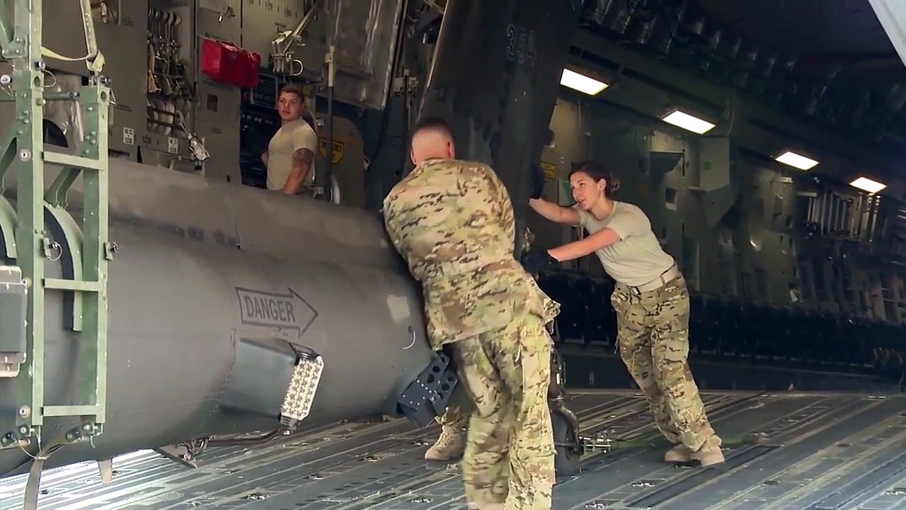 AH64 Apache Attack Helicopter Gun Camera Taliban Kill in Afghanistan