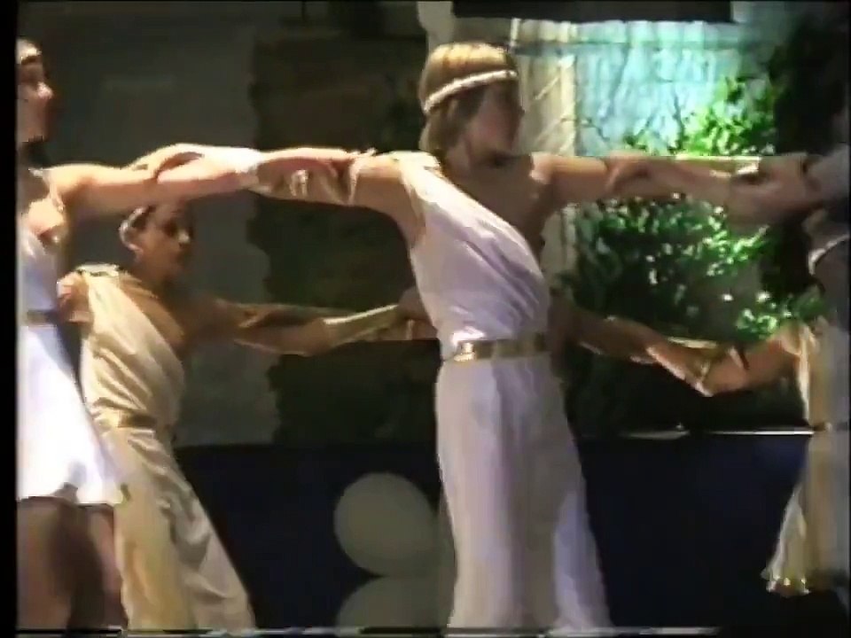 Greek dance Sirtaki Ladanza de los ninos