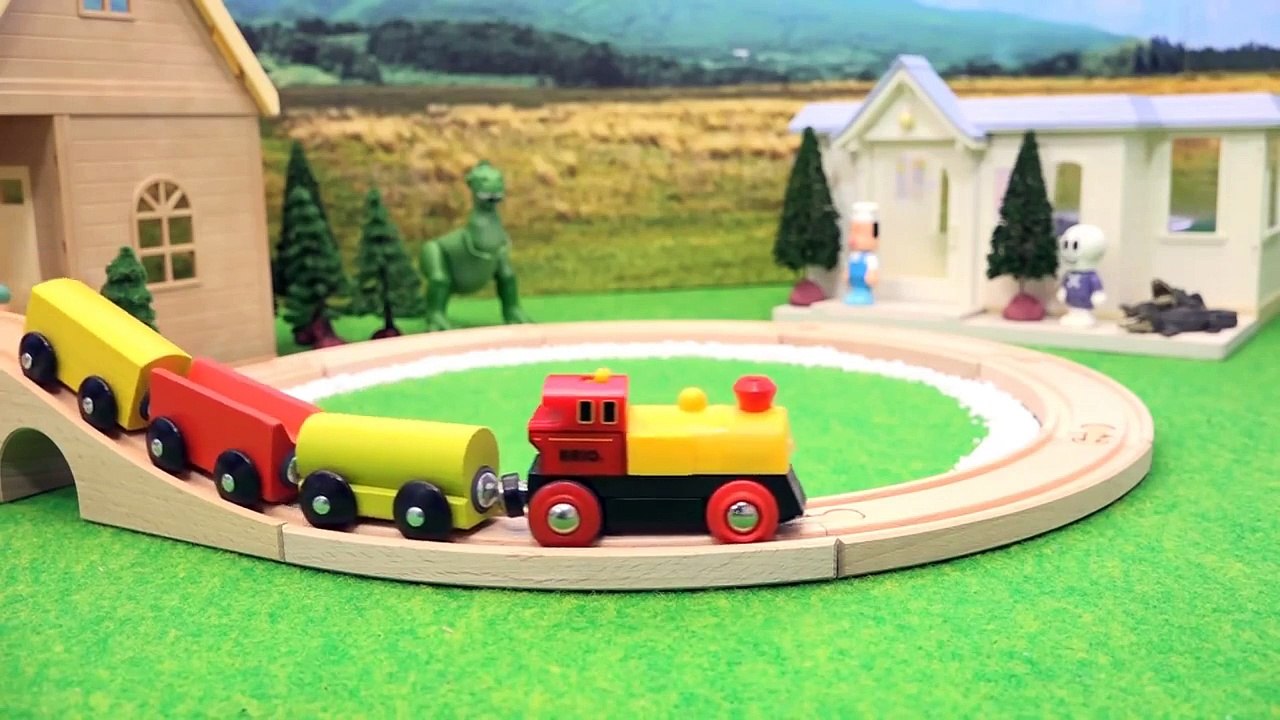 嬉しい互換性！IKEA LILLABOとBRIO アンパンマン人形 木製レール