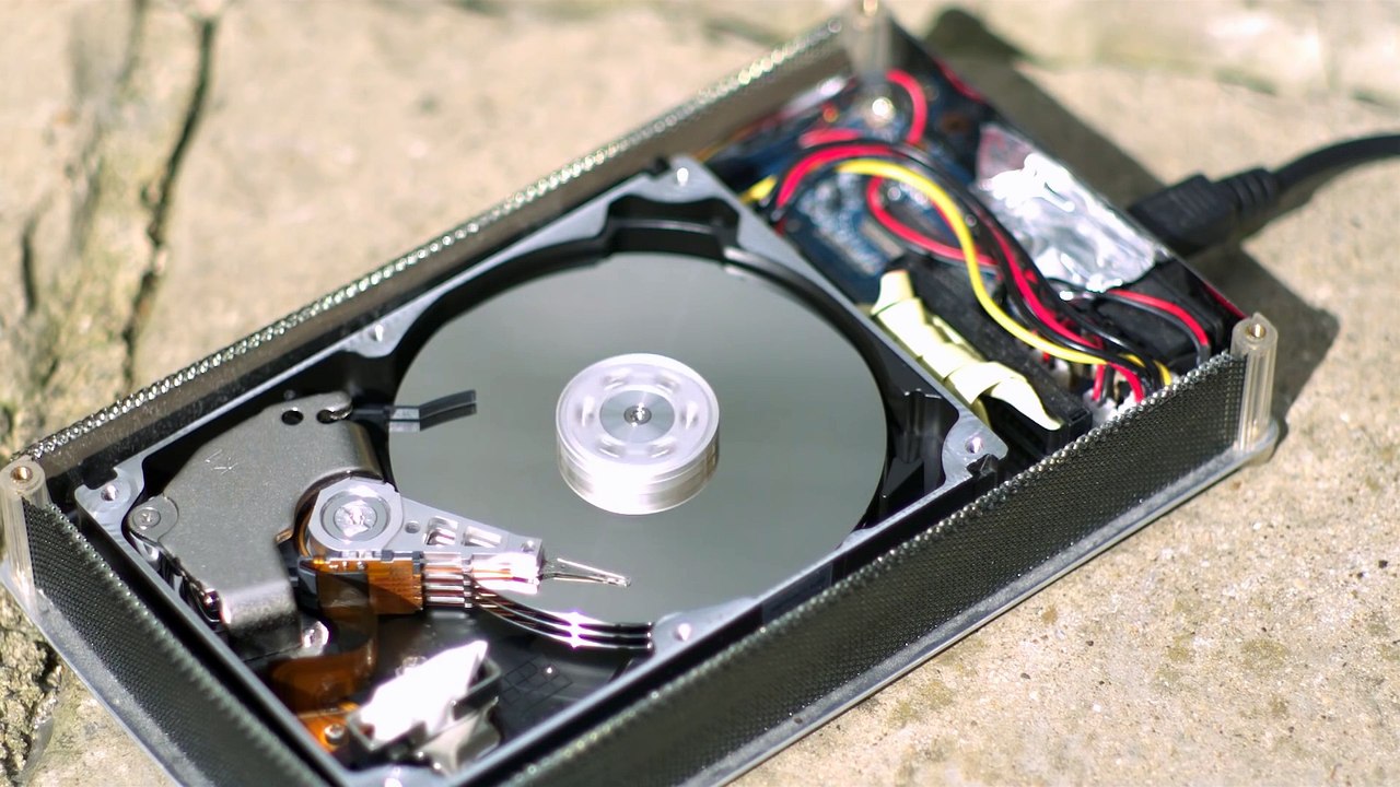 Hard Disk Nasıl Çalışır? - Ağır Çekim Videoları