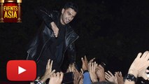 Ranveer Singh DRIVES FANS CRAZY At 'Bajirao Mastani' Screening | Events Asia