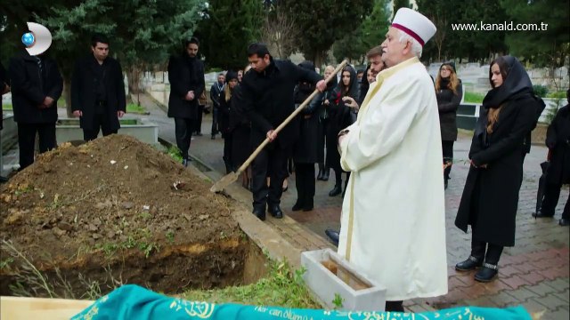 Güneşin Kızları 27. Bölüm - Sezen Aksu - Yalnızlık Senfonisi