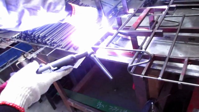 Herrajes para Closet & Herrajes para Armarios: Herrajes Organizadores para Prendas y Zapatos / Production 2