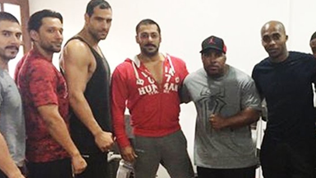 Salman Khan Poses With Wrestling Coach On The Sets Of SULTAN