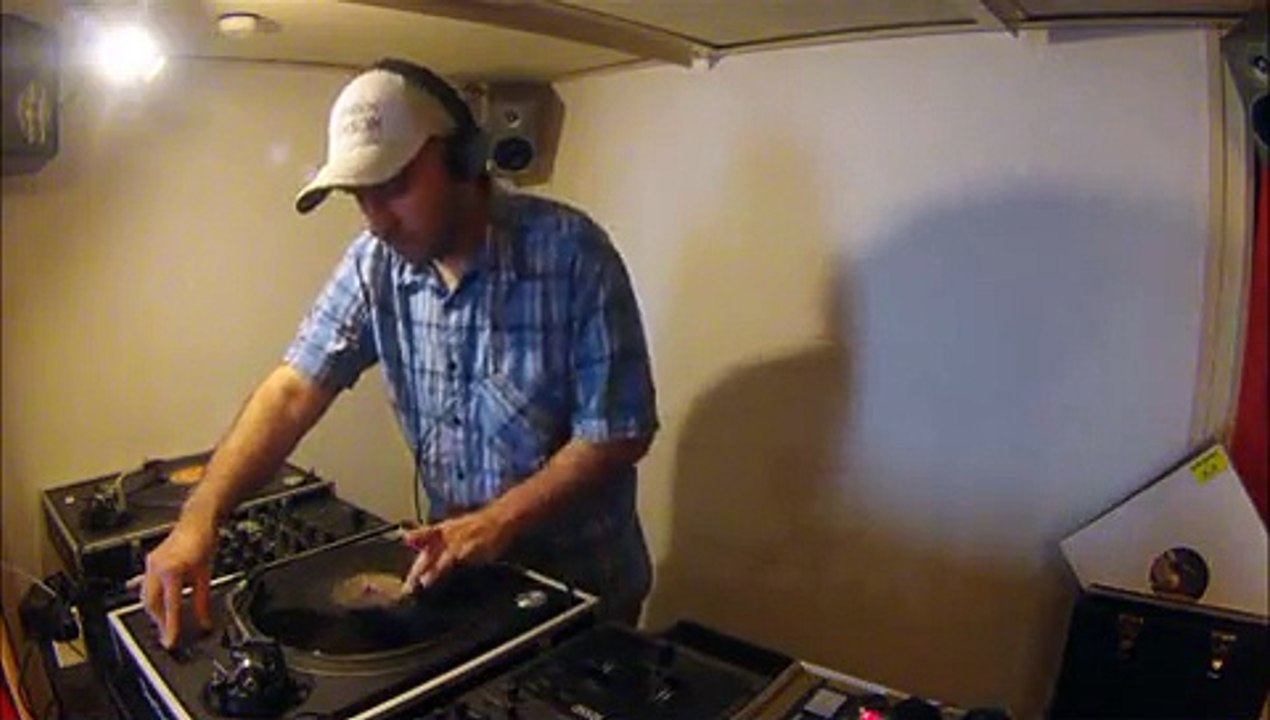 Dj Johnny Hemerson Live House Music - Mix On Vinyl