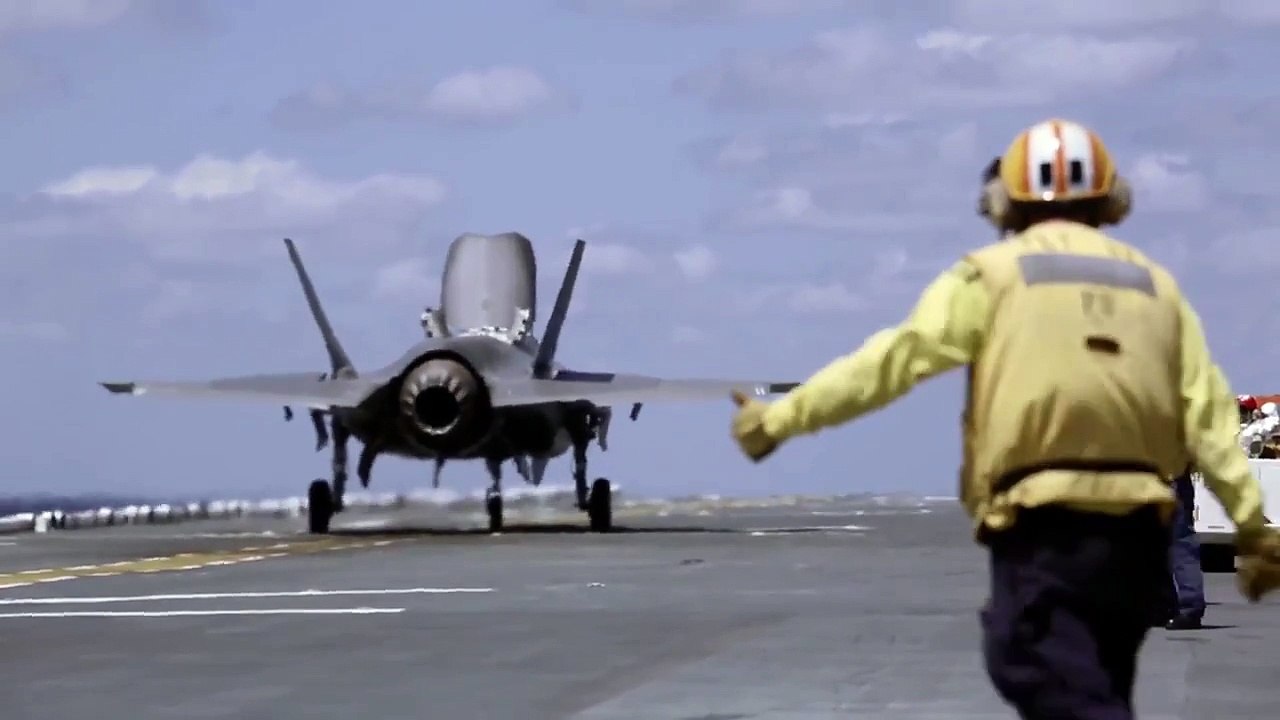 AWESOME SOUND !!! US Military F-35 Aircraft Carrier Trials