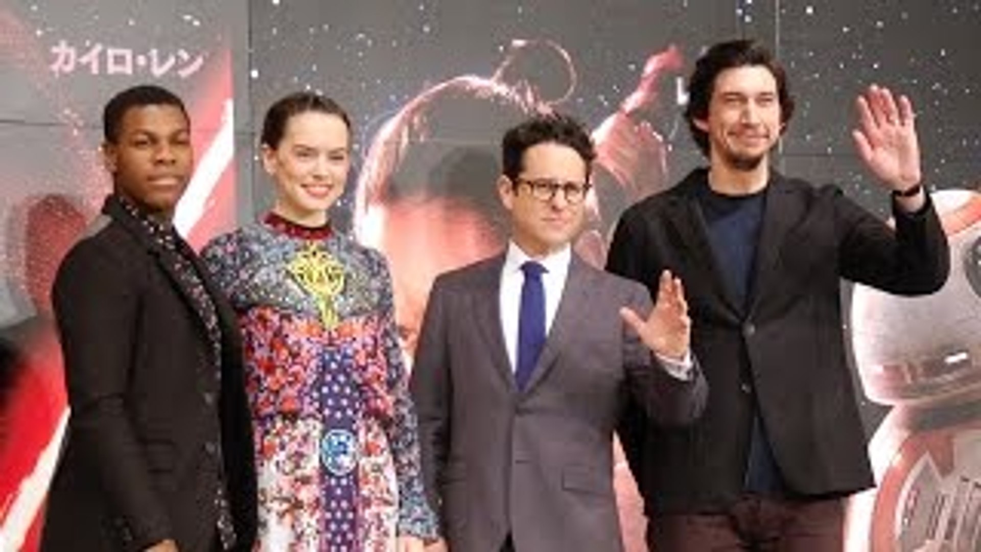 ⁣『SW』J.Jエイブラムス監督、惑星の名前に「高田馬場」！？　『スター・ウォーズ/フォースの覚醒』来日記者会見